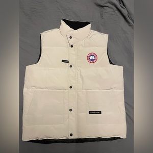 Canada Goose vest tan!! NWOT sz XXL